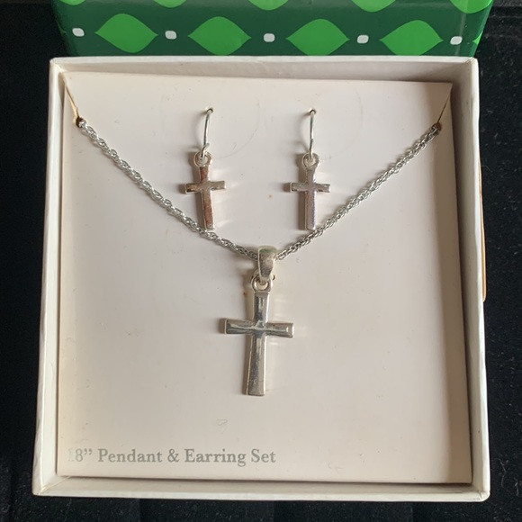NWB 18” Cross Pendant & Earring Set - Picture 2 of 2